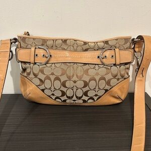 Coach Signature Hamptons Hobo Bag in beige and brown monogram canvas EUC
